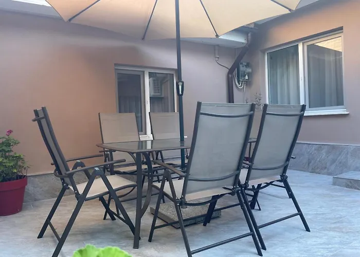 別荘 Aminah House *