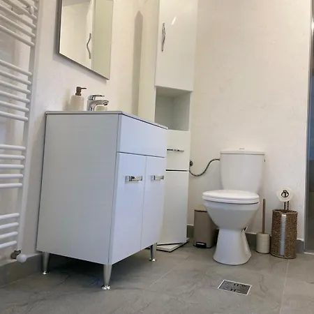 別荘 Aminah House *